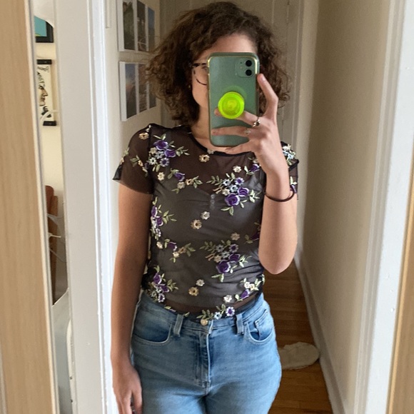 Urban Outfitters Sheer Mesh Cropped Black Floral Embroidered Shirt - Picture 4 of 6